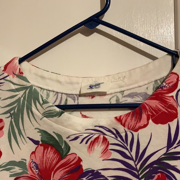 ❤️ Multi Color Floral Top - Picture 2 of 2